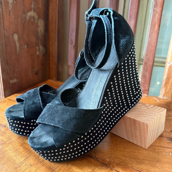 Jeffrey Campbell Studded Platform Wedges – Black Suede – Women’s 8.5 - Picture 1 of 16